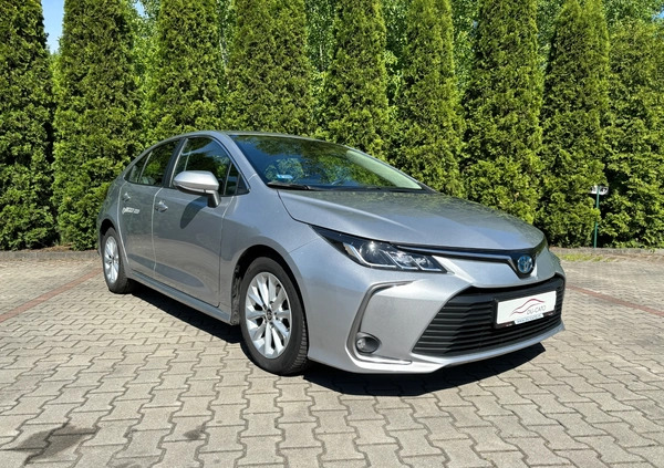 Toyota Corolla cena 94800 przebieg: 44250, rok produkcji 2022 z Więcbork małe 232